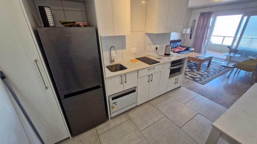 To Let 1 Bedroom Property for Rent in Table View Western Cape